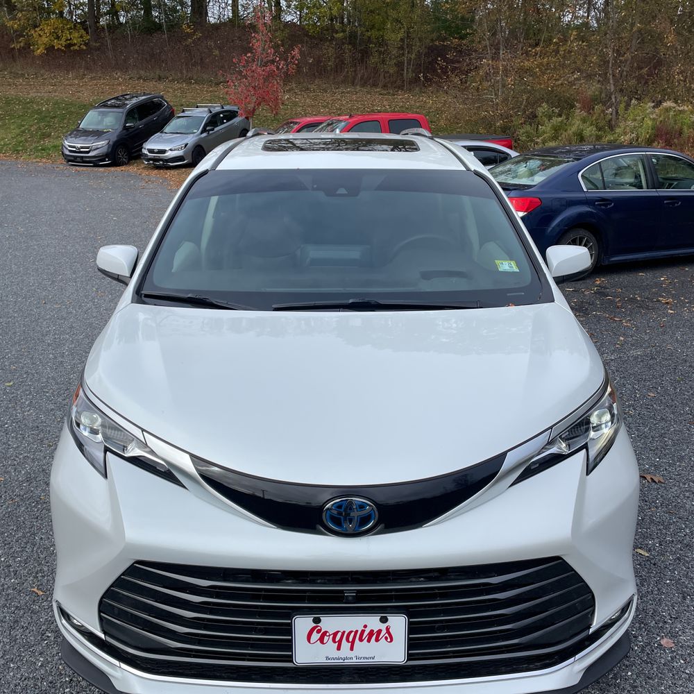 2023 Toyota Sienna Platinum 7-Passenger