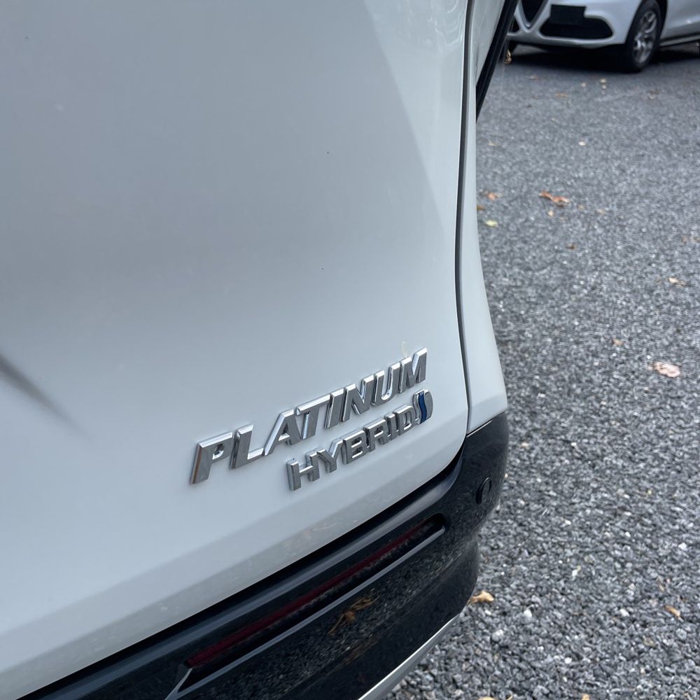 2023 Toyota Sienna Platinum 7-Passenger