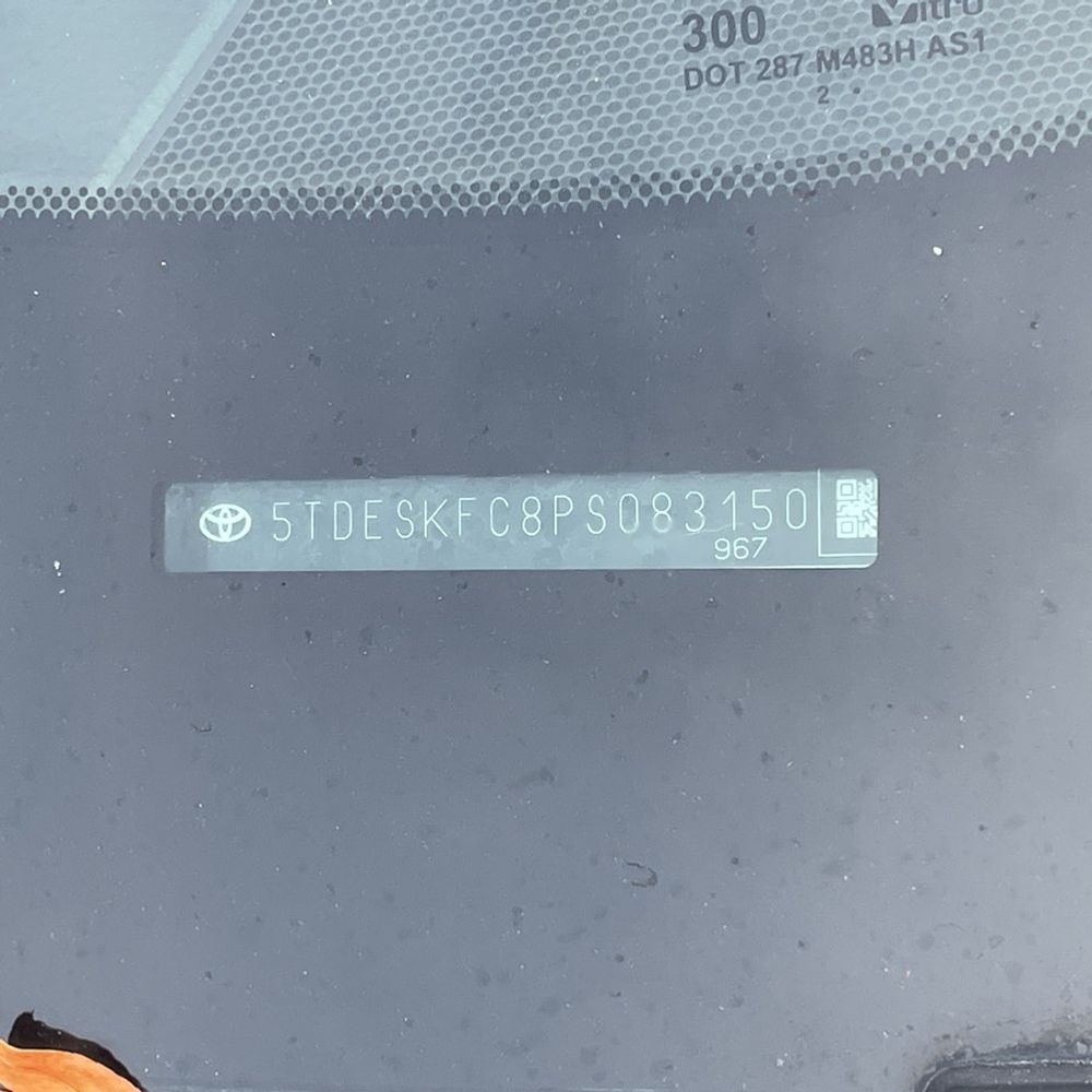 2023 Toyota Sienna Platinum 7-Passenger