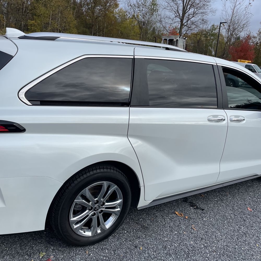 2023 Toyota Sienna Platinum 7-Passenger