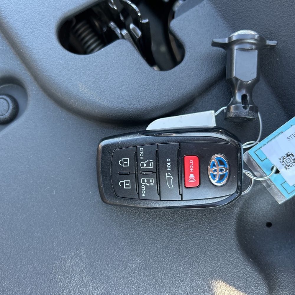 2024 Toyota Sienna Platinum 7-Passenger