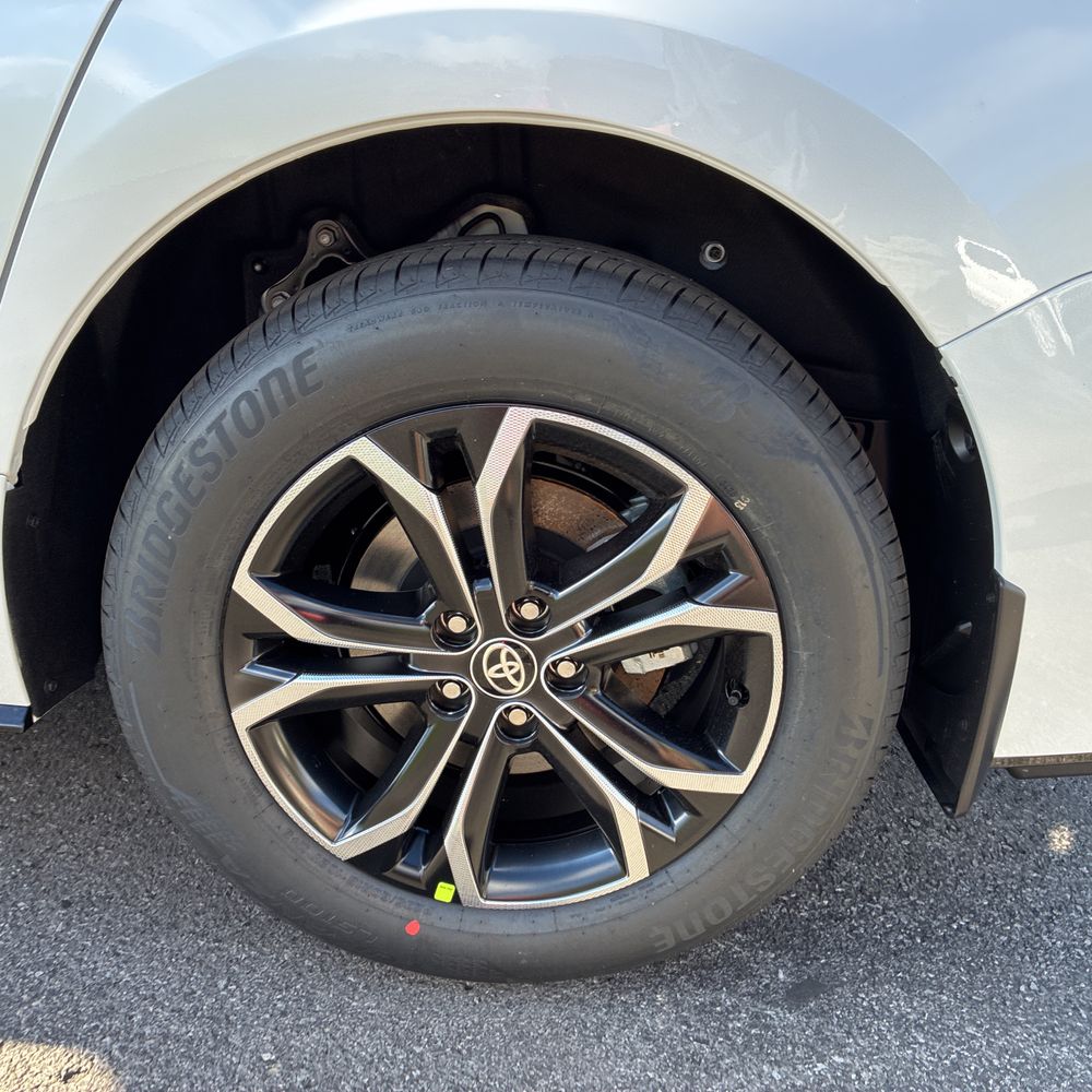 2025 Toyota Sienna Platinum 7-Passenger