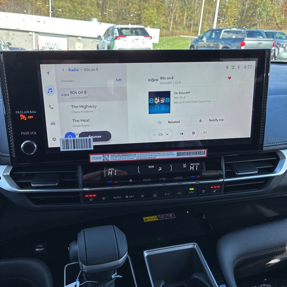 2025 Toyota Sienna Platinum 7-Passenger