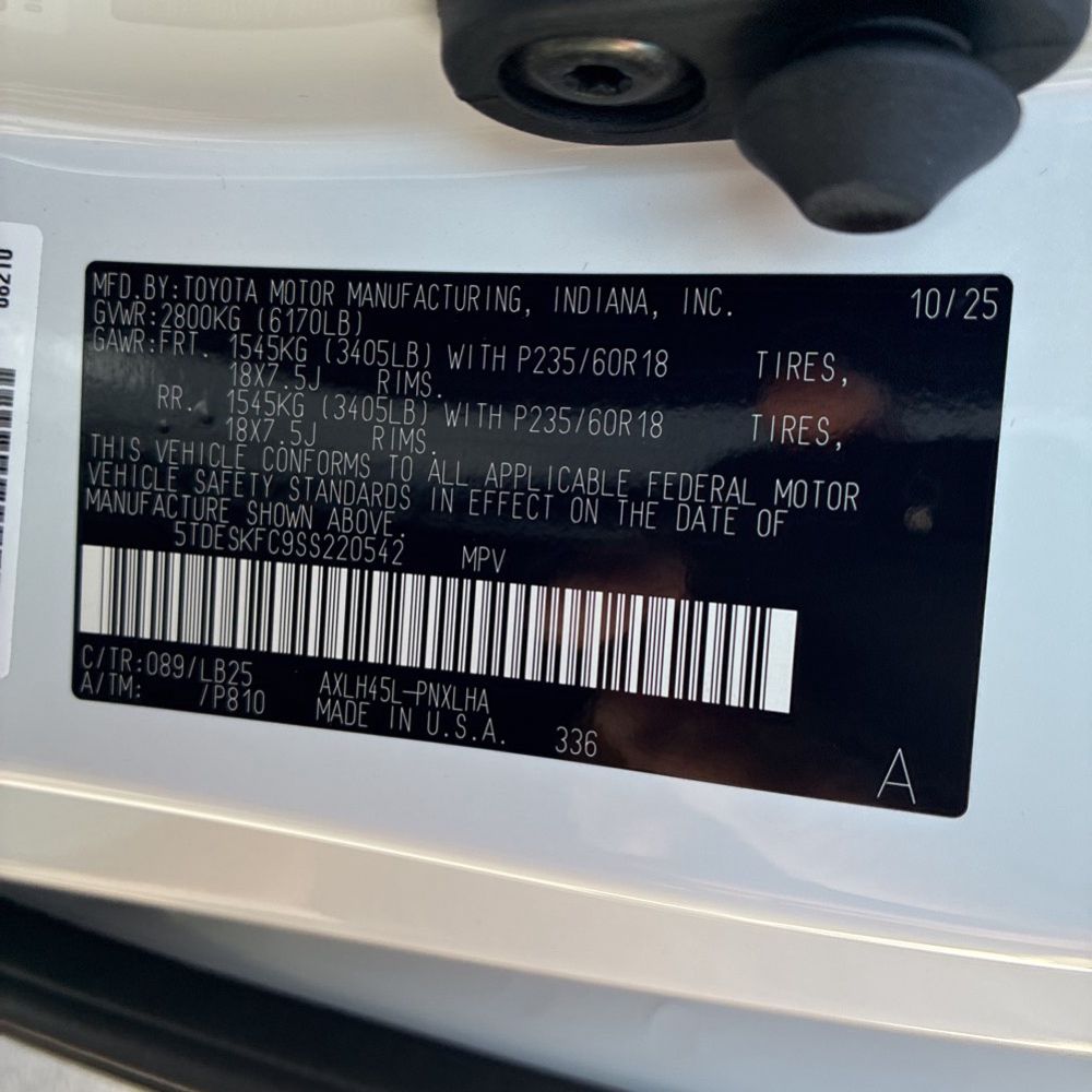 2025 Toyota Sienna Platinum 7-Passenger