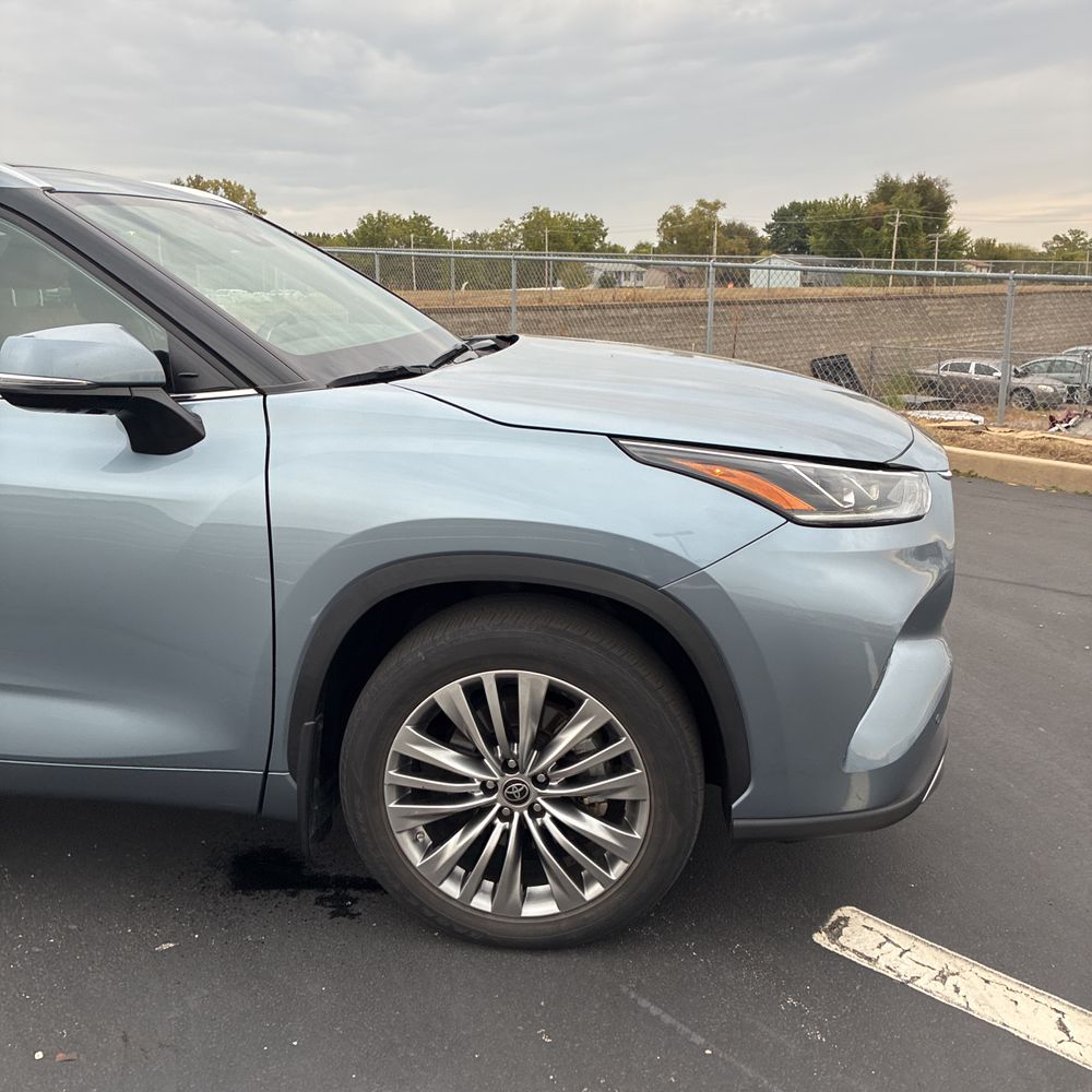 2022 Toyota Highlander Platinum