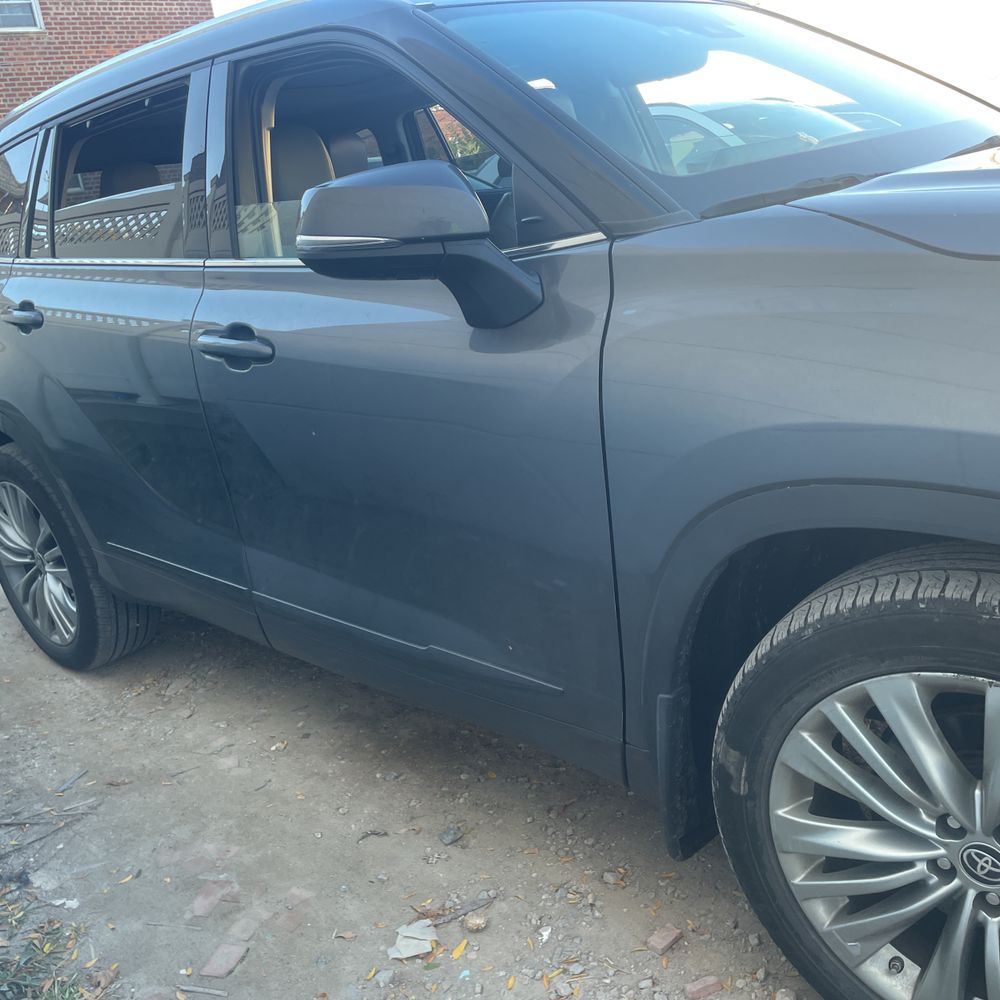 2022 Toyota Highlander Platinum