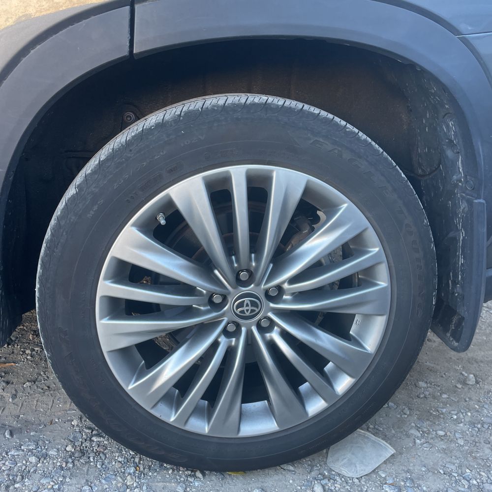 2022 Toyota Highlander Platinum