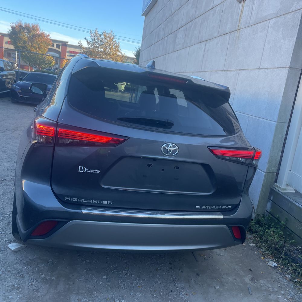 2022 Toyota Highlander Platinum