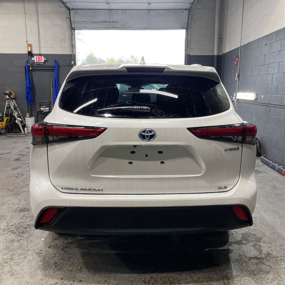 2022 Toyota Highlander Hybrid XLE