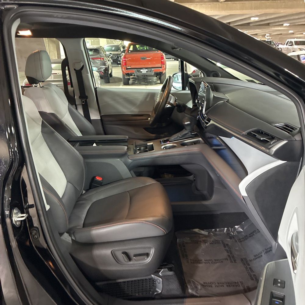 2024 Toyota Sienna XSE