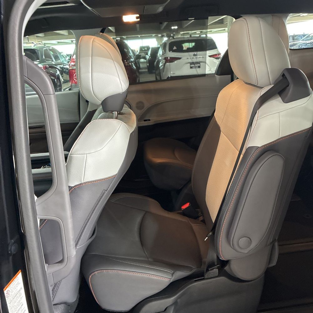 2024 Toyota Sienna XSE