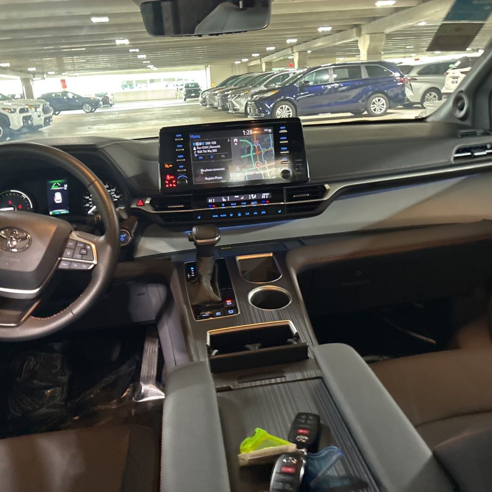 2024 Toyota Sienna XSE