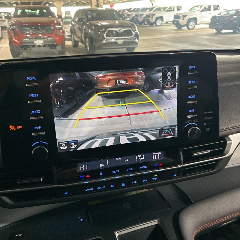 2024 Toyota Sienna XSE