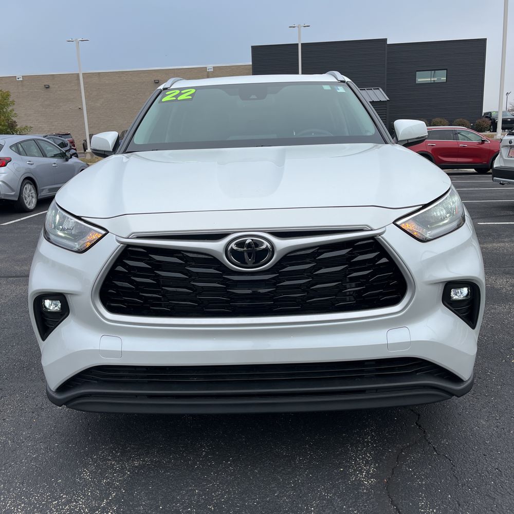 2022 Toyota Highlander XLE