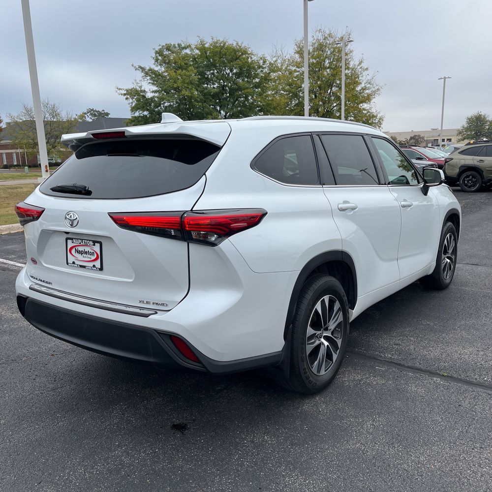 2022 Toyota Highlander XLE