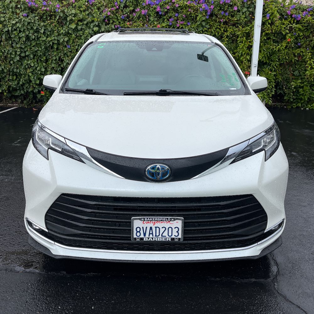 2021 Toyota Sienna XLE 7-Passenger