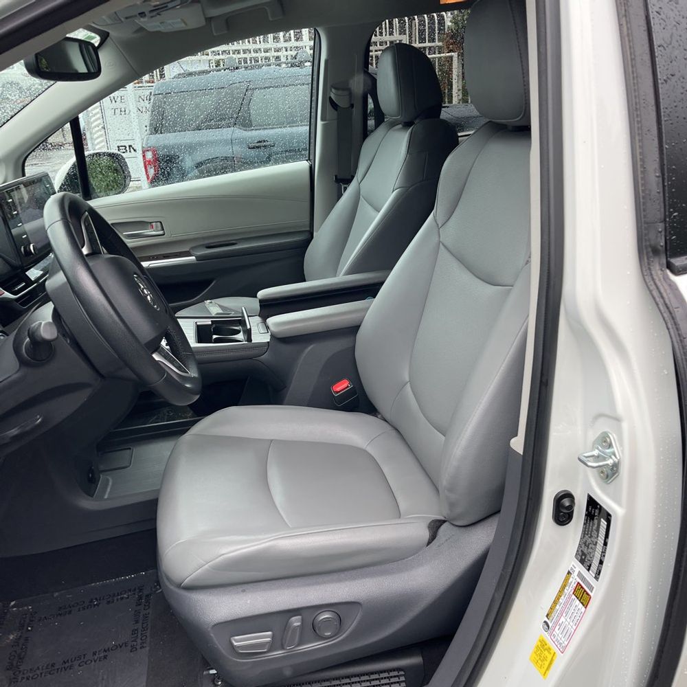 2021 Toyota Sienna XLE 7-Passenger