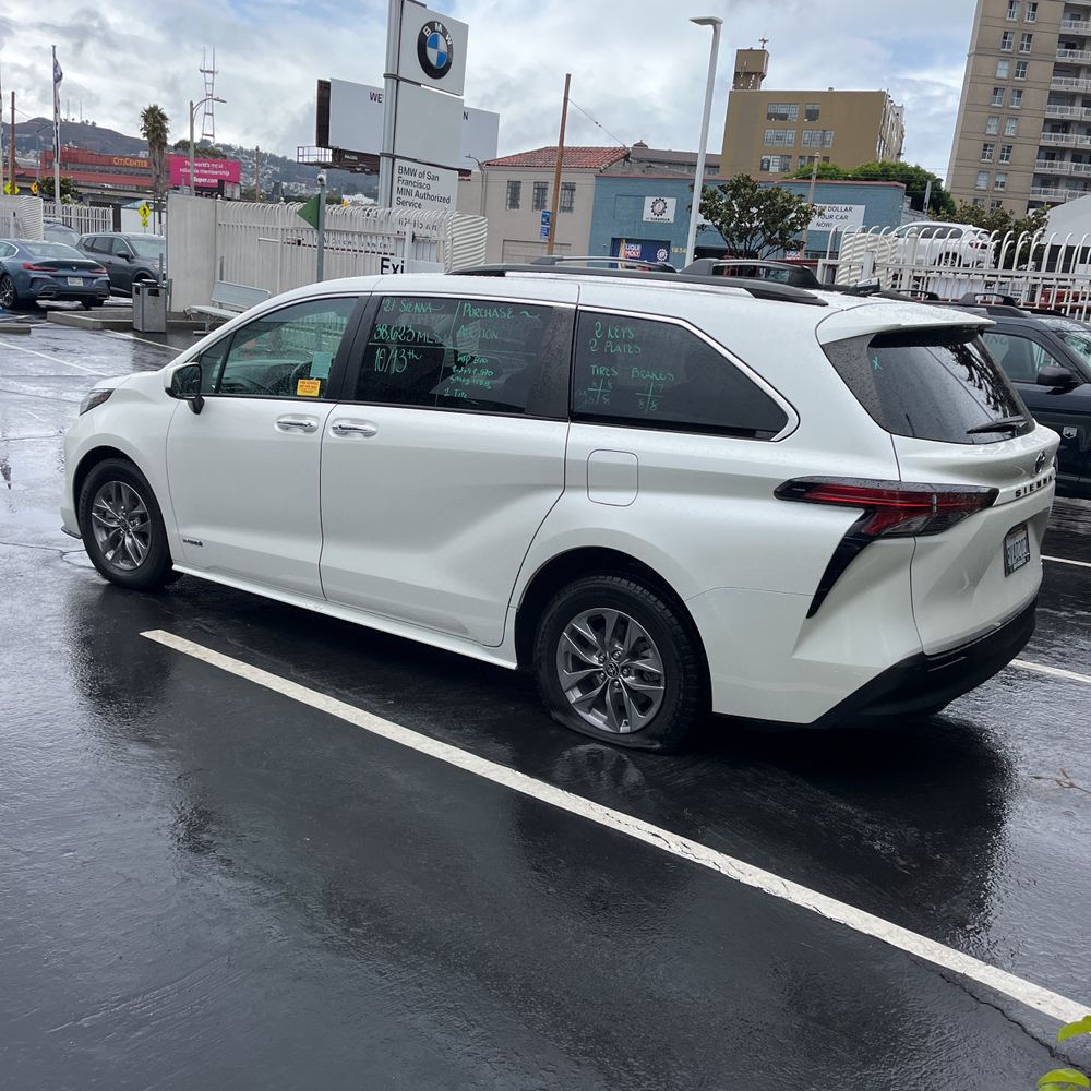 2021 Toyota Sienna XLE 7-Passenger