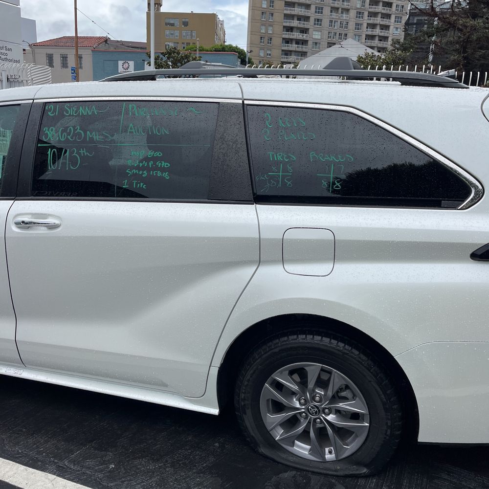 2021 Toyota Sienna XLE 7-Passenger