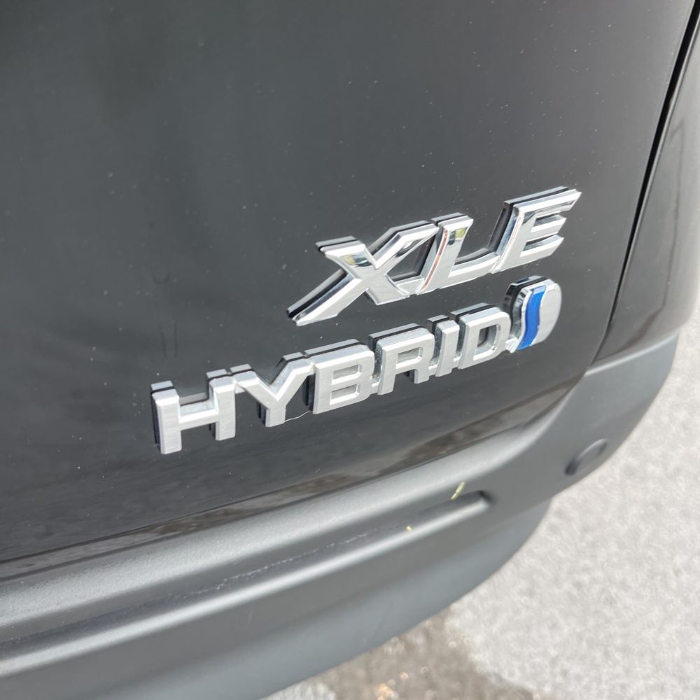 2023 Toyota Sienna XLE 7-Passenger