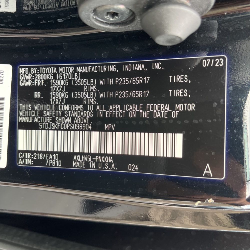 2023 Toyota Sienna XLE 7-Passenger