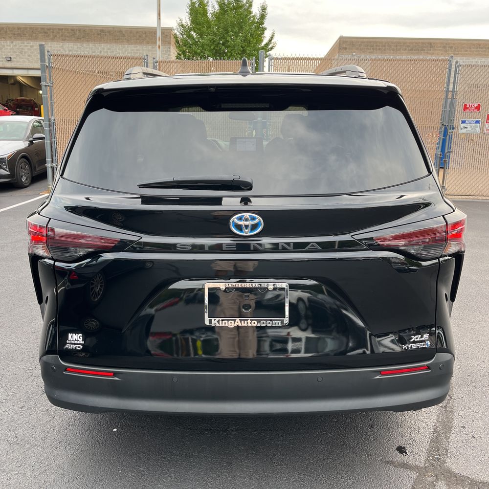 2023 Toyota Sienna XLE 7-Passenger