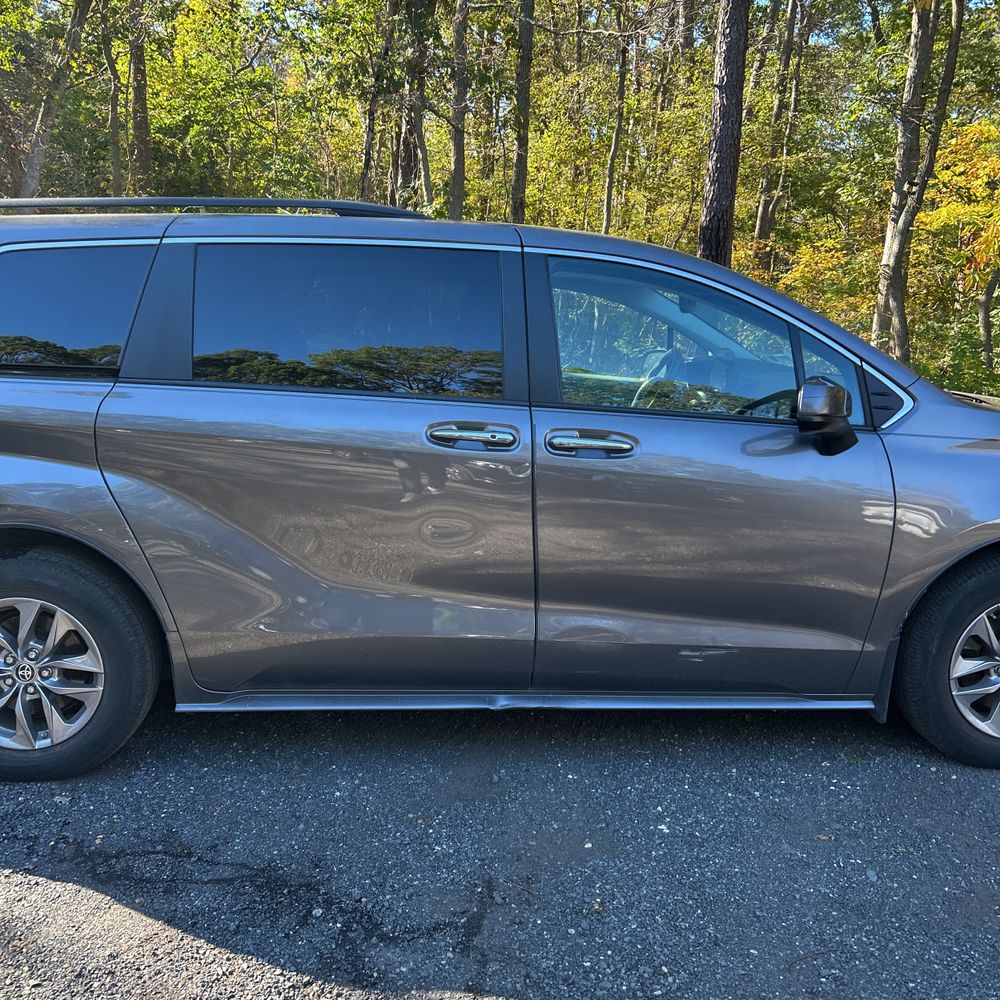 2023 Toyota Sienna XLE 7-Passenger