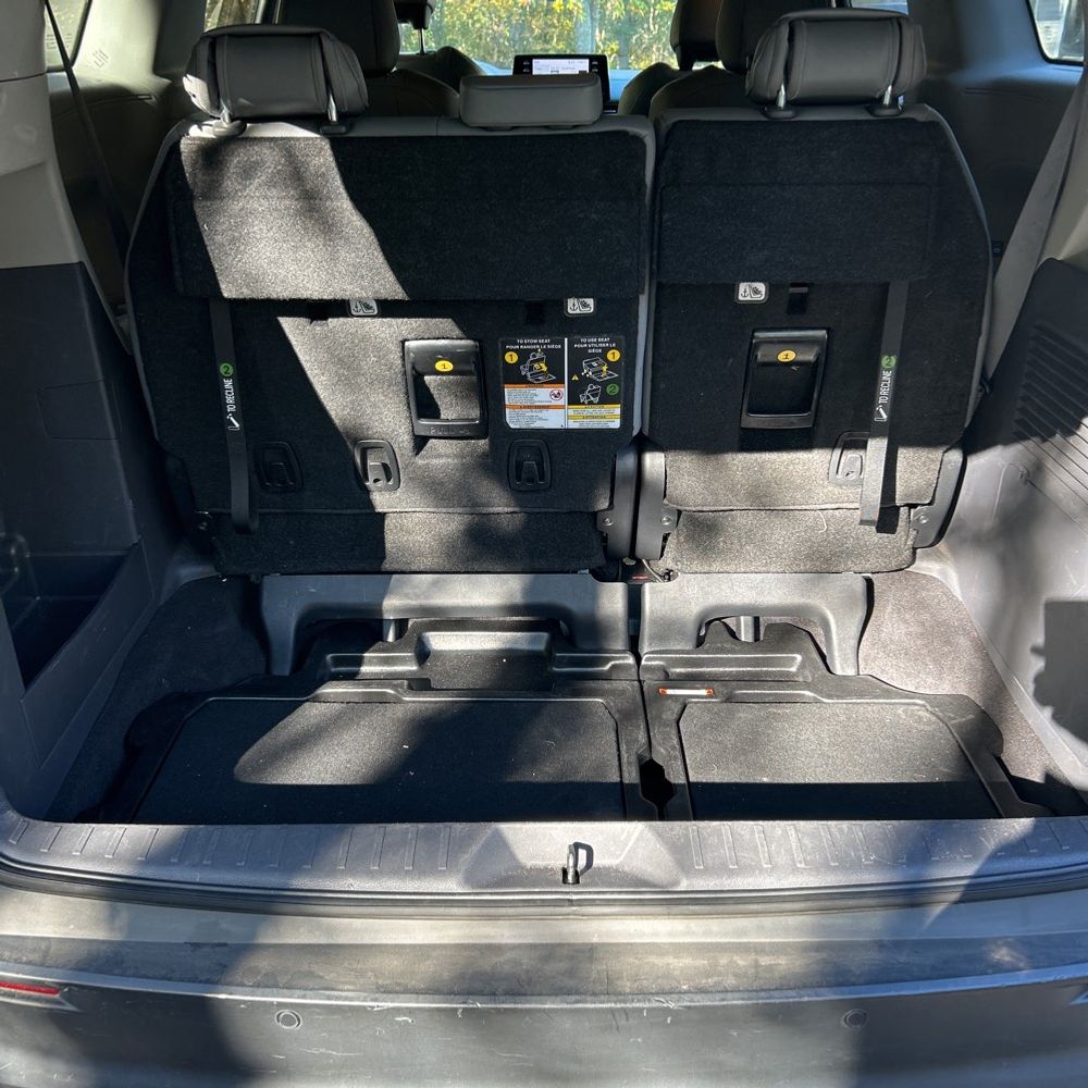 2023 Toyota Sienna XLE 7-Passenger