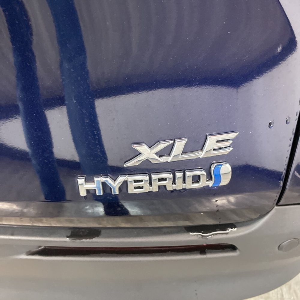 2024 Toyota Sienna XLE 7-Passenger