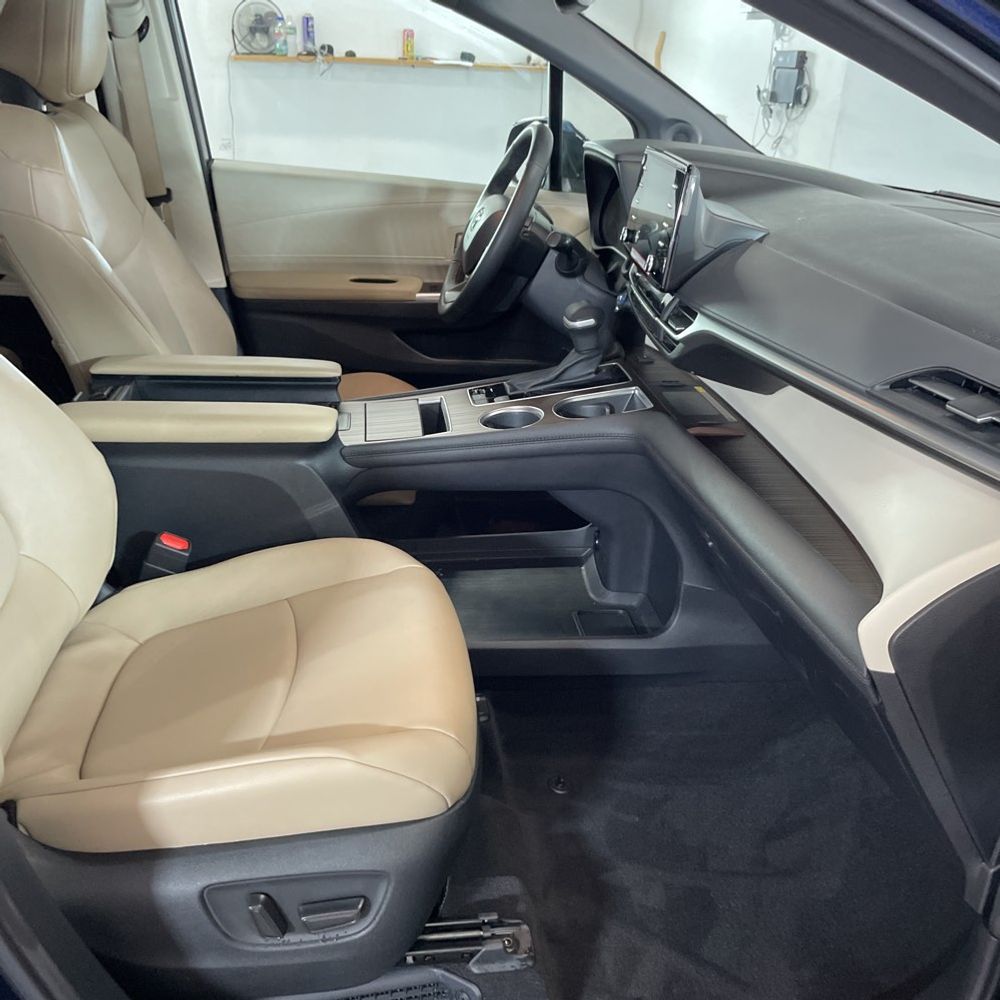 2024 Toyota Sienna XLE 7-Passenger