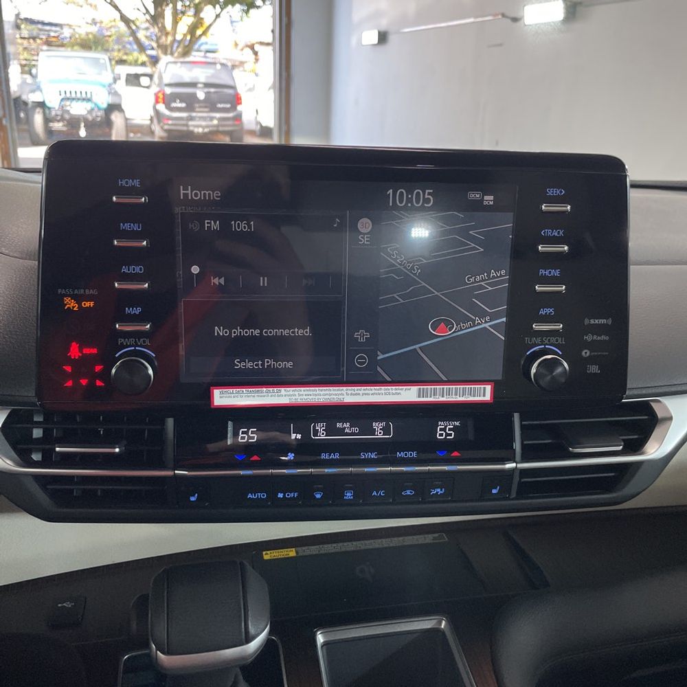 2024 Toyota Sienna XLE 7-Passenger