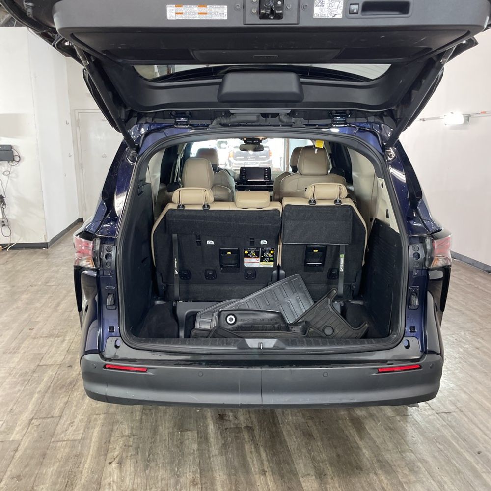 2024 Toyota Sienna XLE 7-Passenger