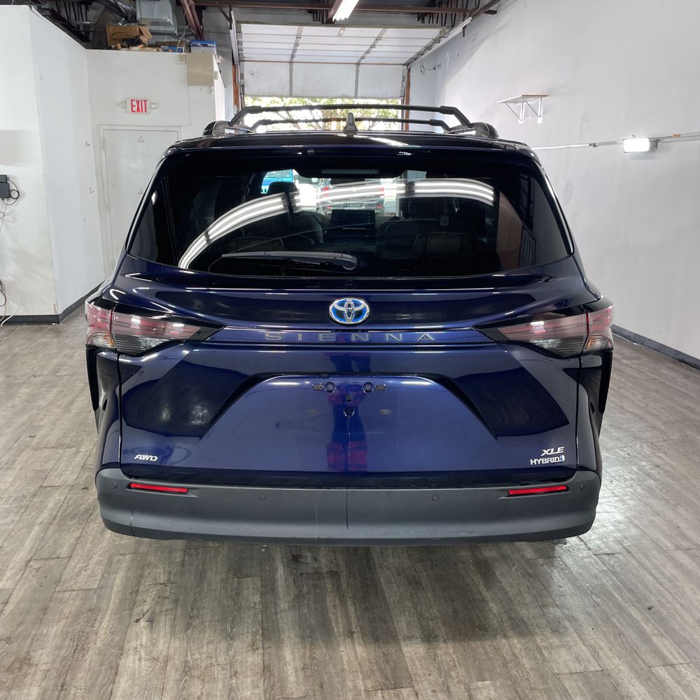 2024 Toyota Sienna XLE 7-Passenger