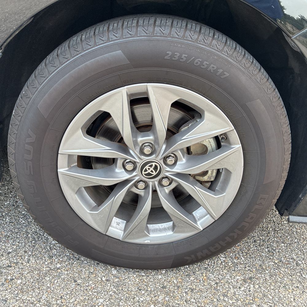 2022 Toyota Sienna XLE 7-Passenger