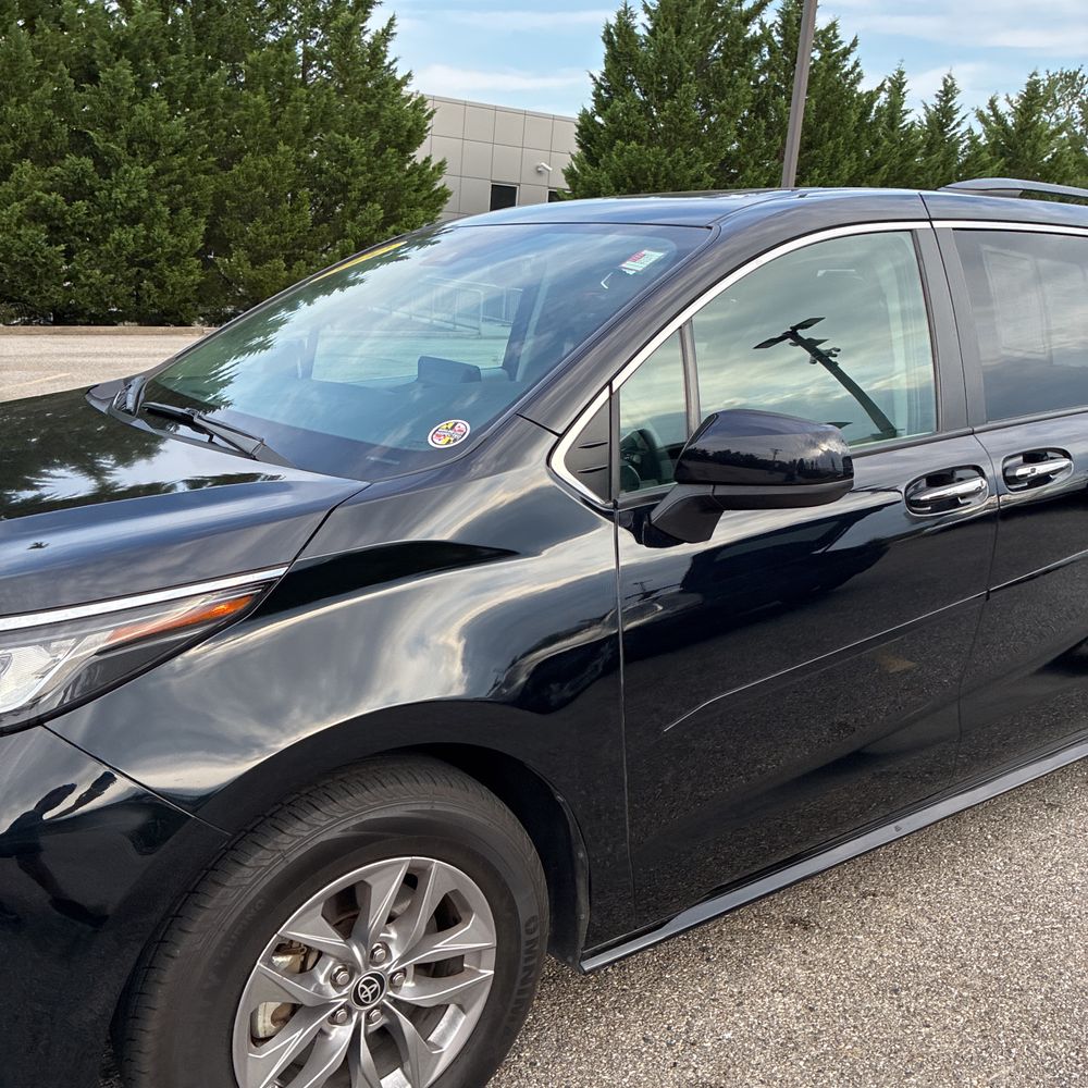2022 Toyota Sienna XLE 7-Passenger