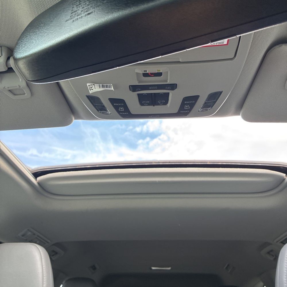 2022 Toyota Sienna XLE 7-Passenger