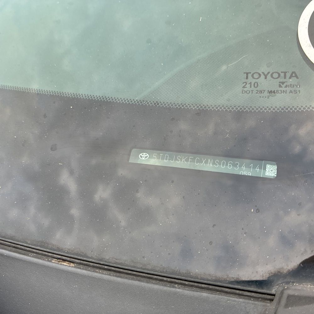 2022 Toyota Sienna XLE 7-Passenger