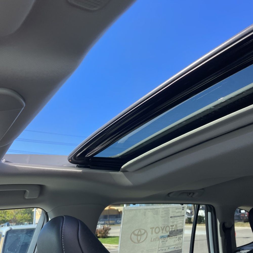 2025 Toyota Highlander Hybrid XLE Nightshade