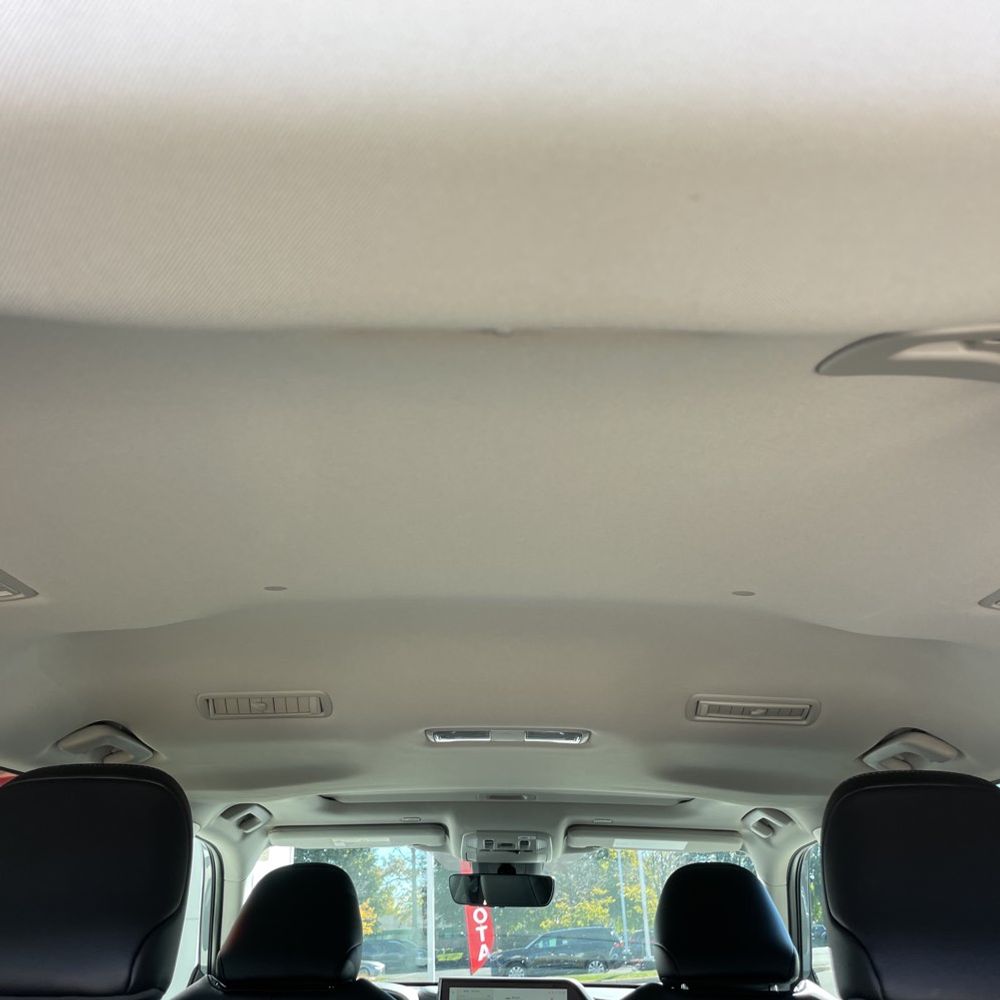 2025 Toyota Highlander Hybrid XLE Nightshade