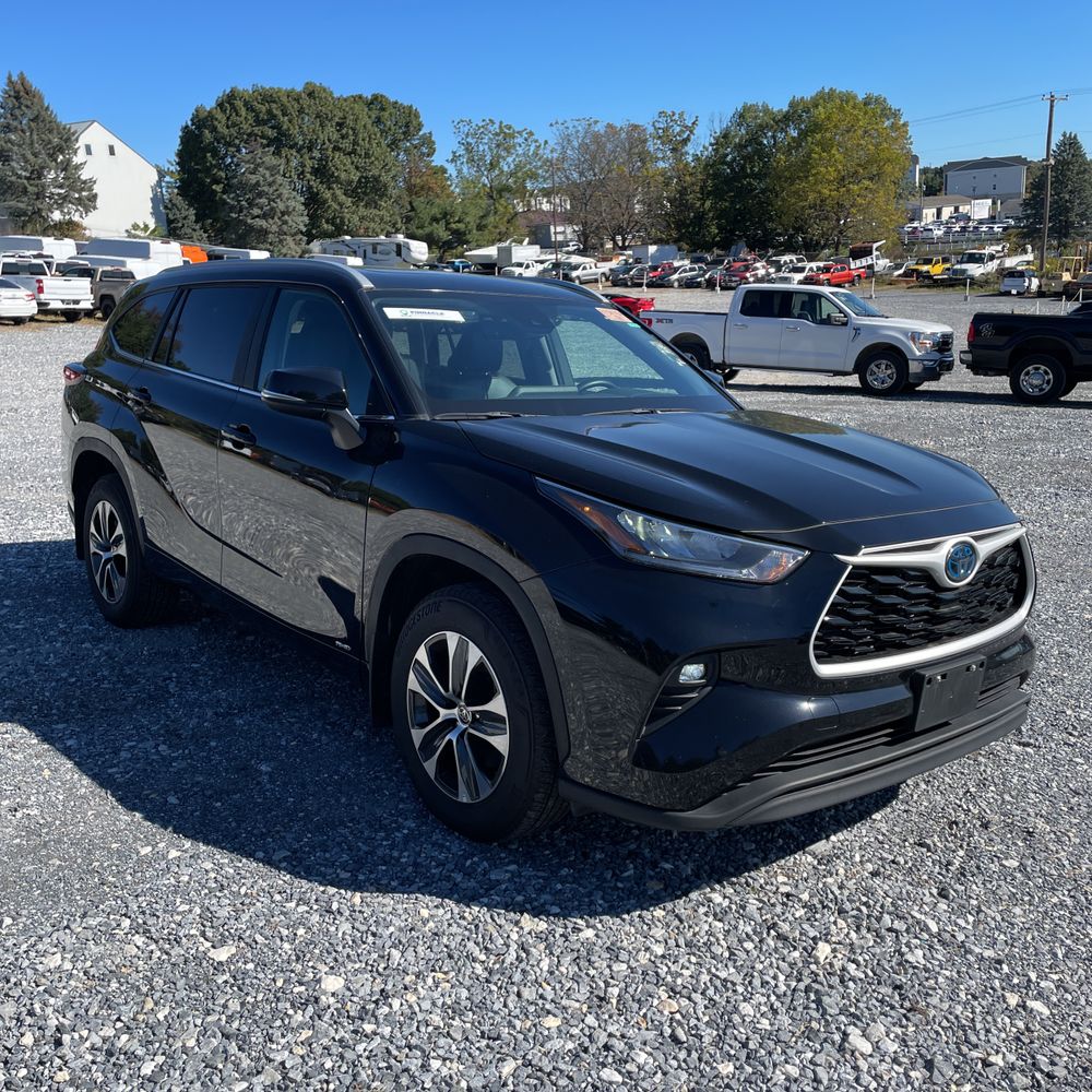 2024 Toyota Highlander Hyb XLE