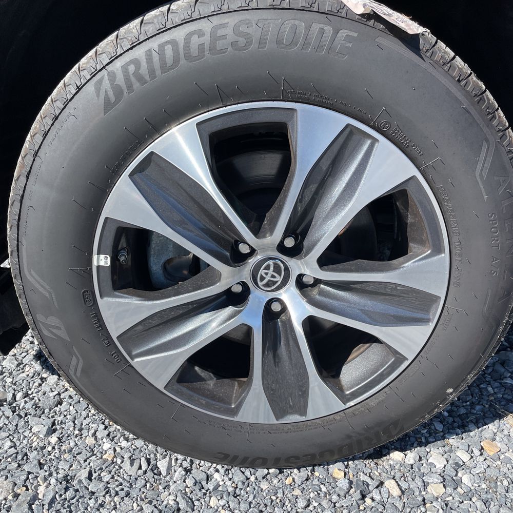 2024 Toyota Highlander Hyb XLE