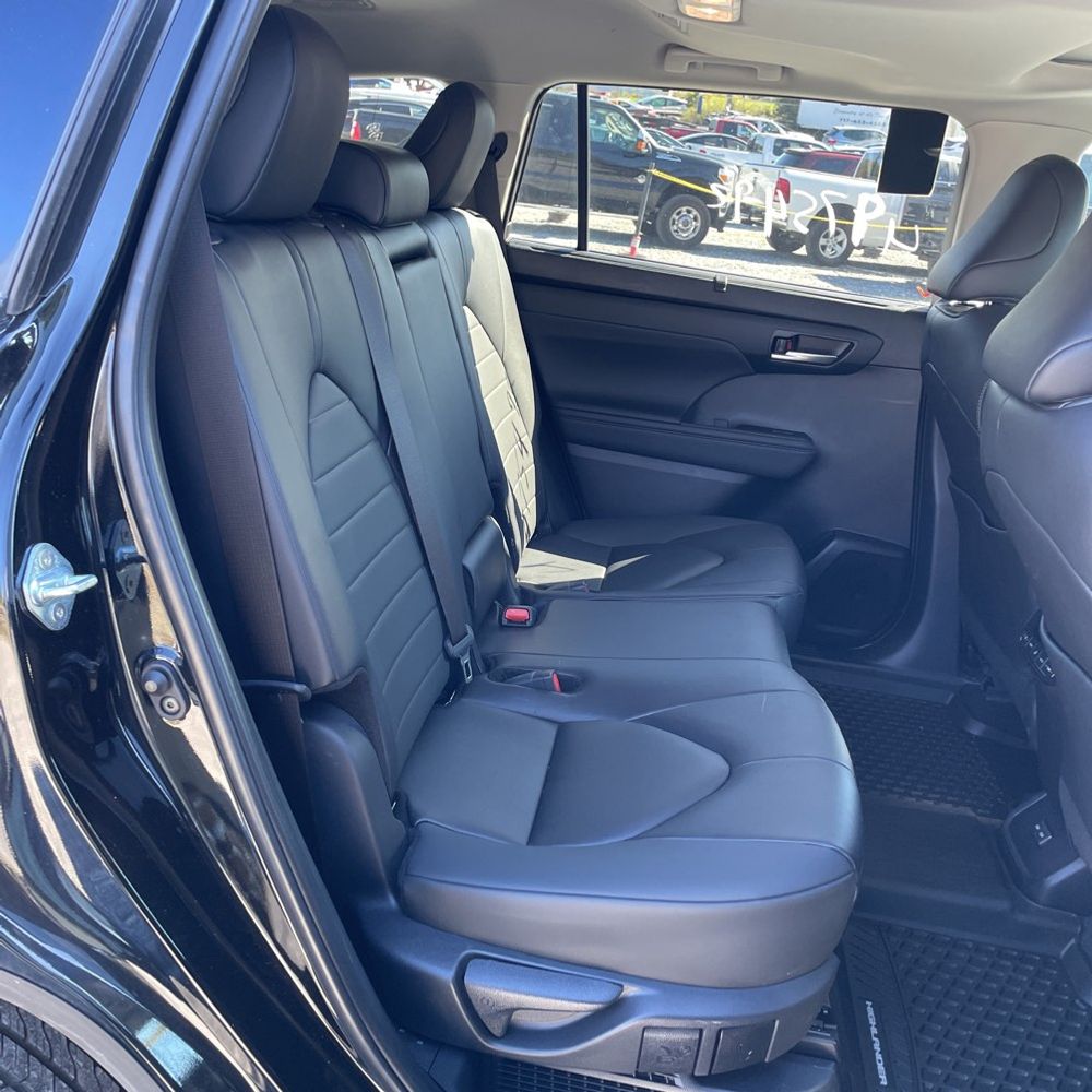 2024 Toyota Highlander Hyb XLE