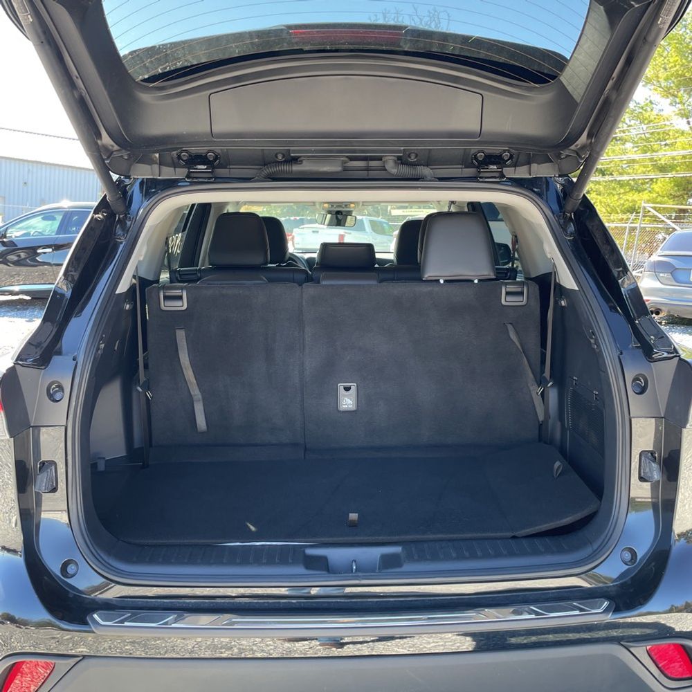 2024 Toyota Highlander Hyb XLE