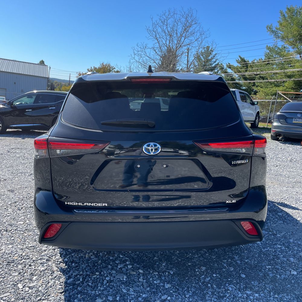 2024 Toyota Highlander Hyb XLE