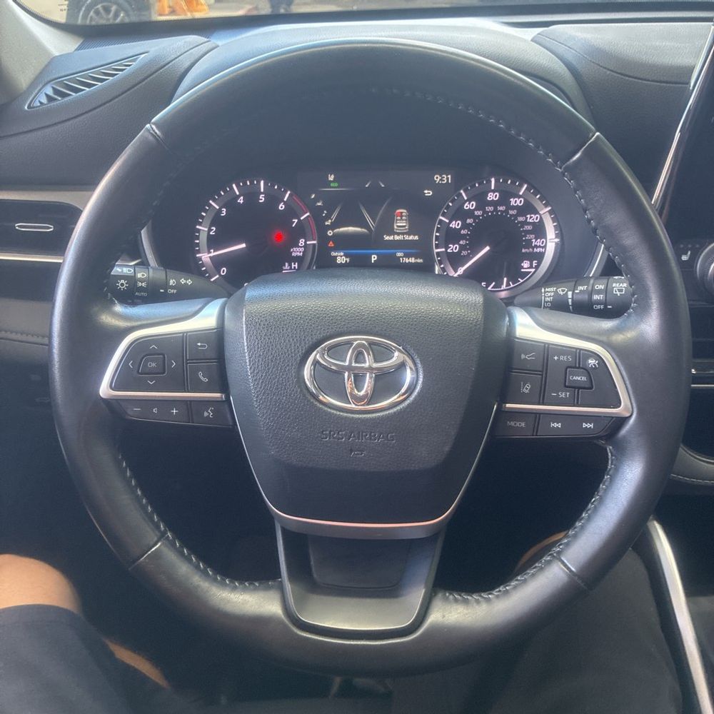 2023 Toyota Highlander XLE