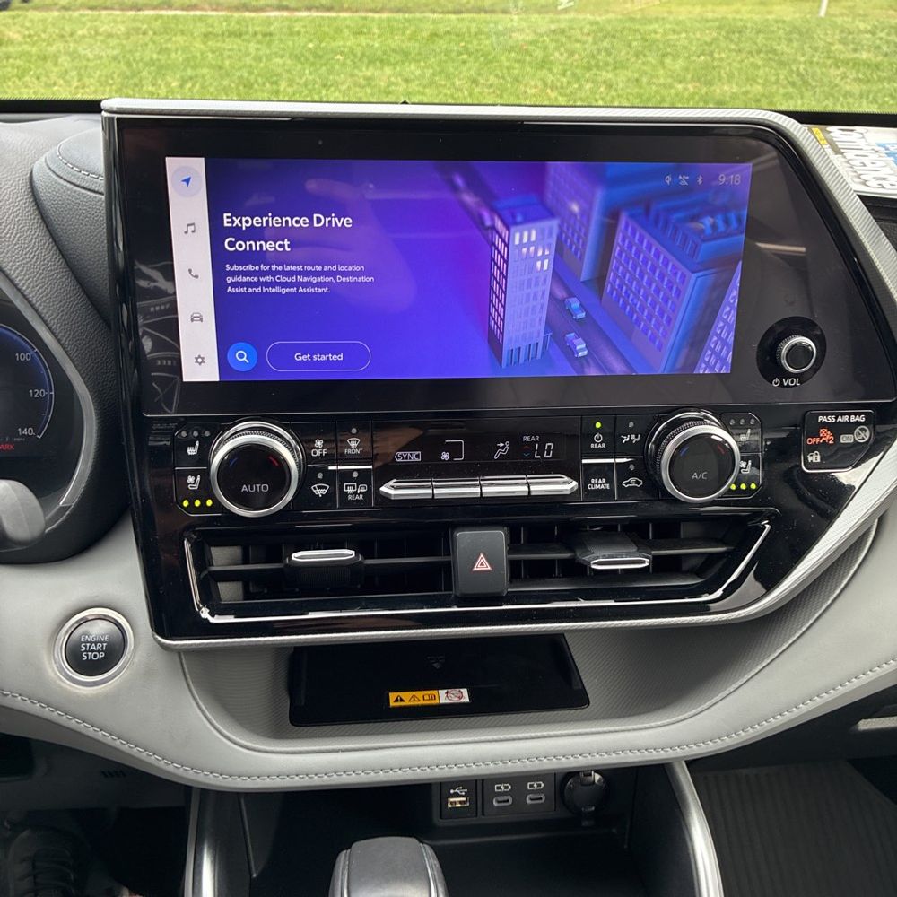 2024 Toyota Highlander Platinum