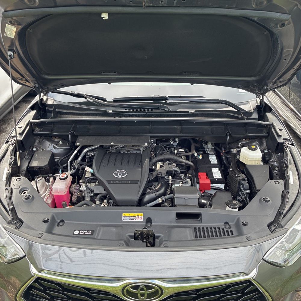 2024 Toyota Highlander Platinum