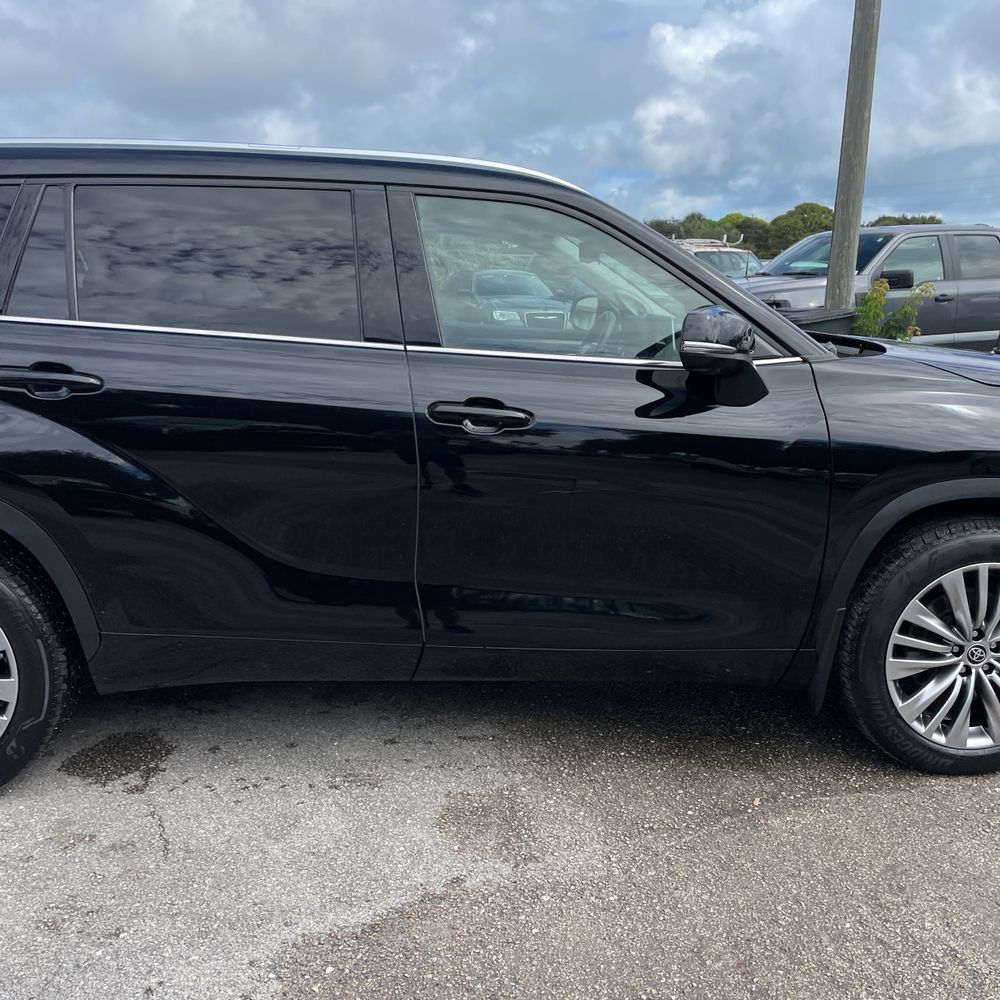 2023 Toyota Highlander Platinum