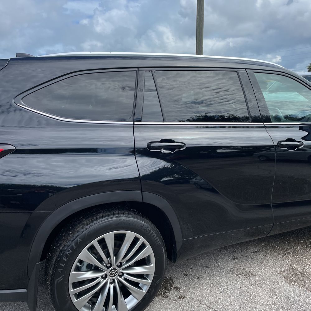 2023 Toyota Highlander Platinum