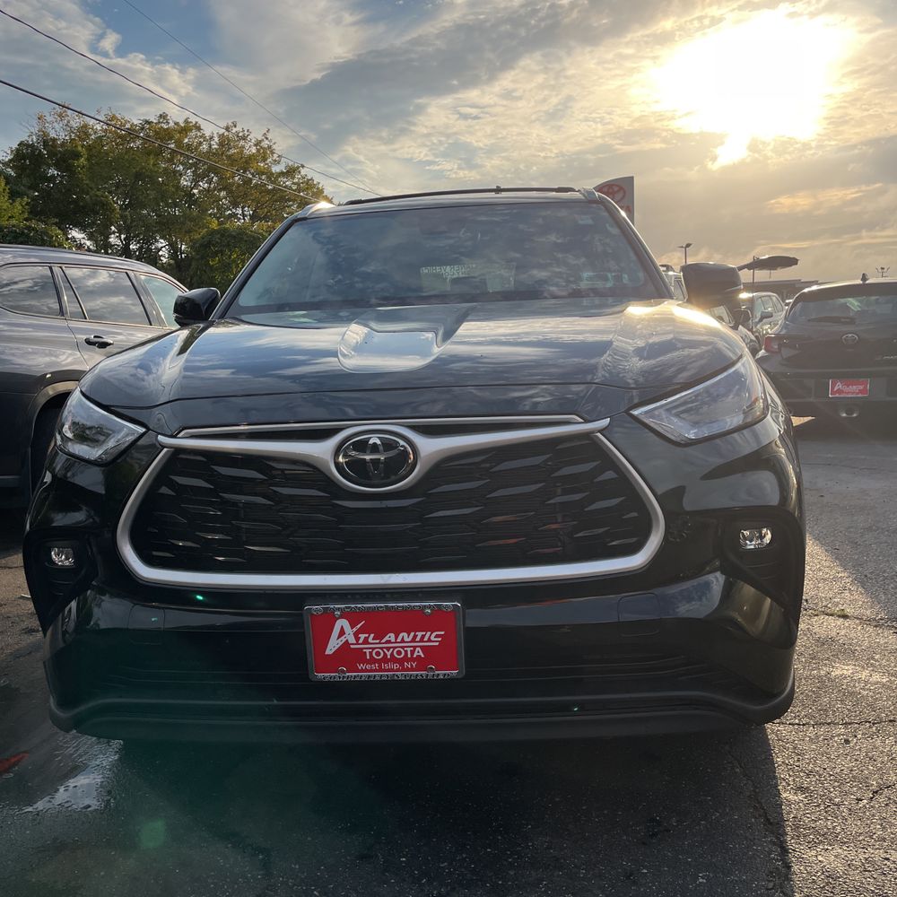2025 Toyota Highlander XLE